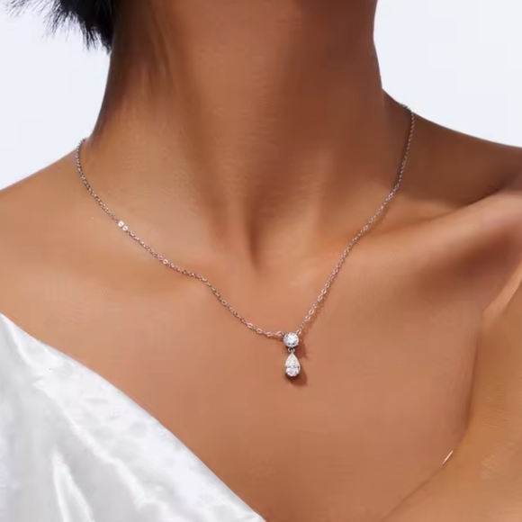 1.5 CTW Moissanite Diamond Water Drop Necklace Anniversary Birthday Gift